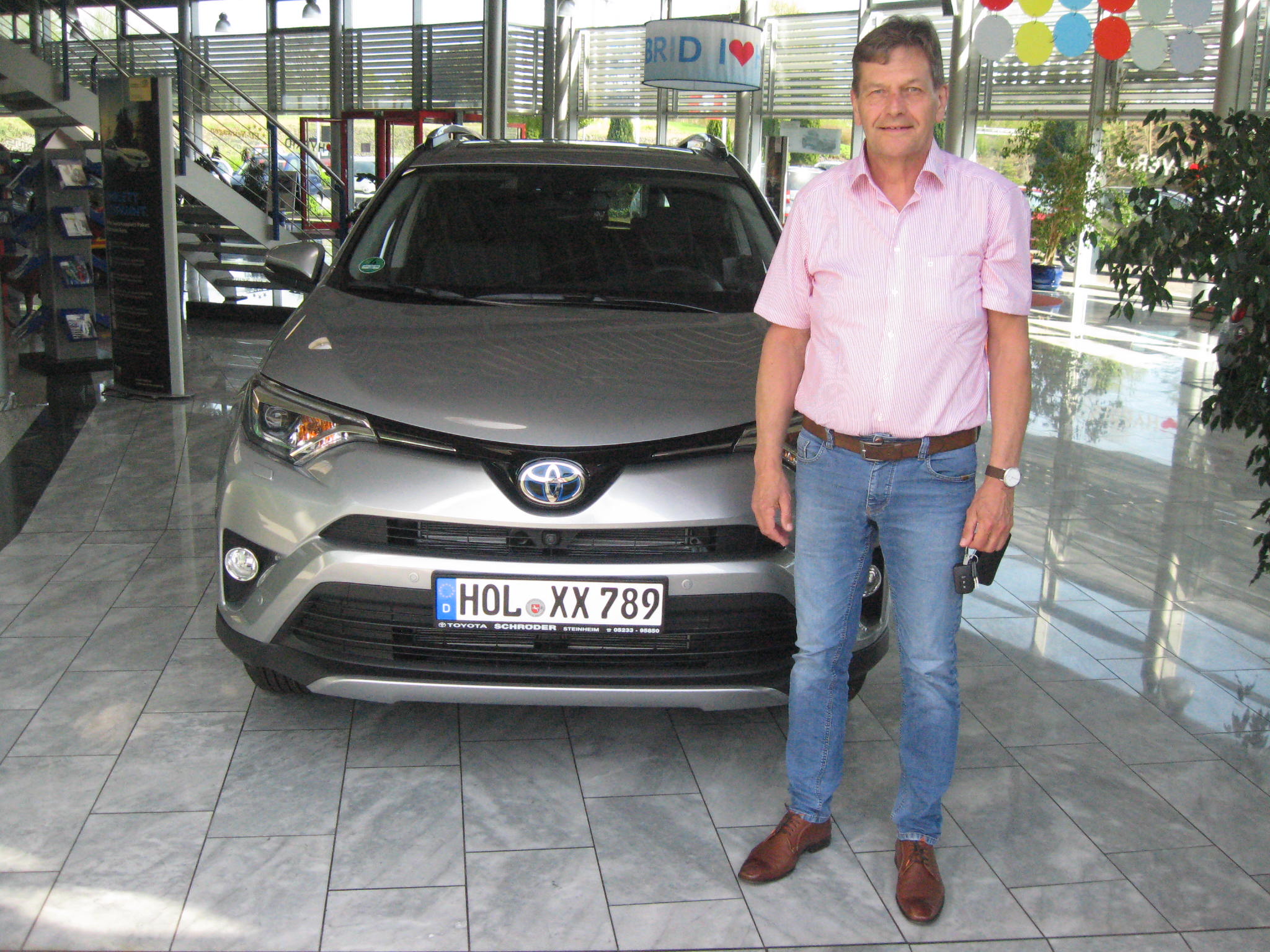 Toyota Schroder Steinheim Neuwagen Gebrauchtwagen Toyota Service Deutsch